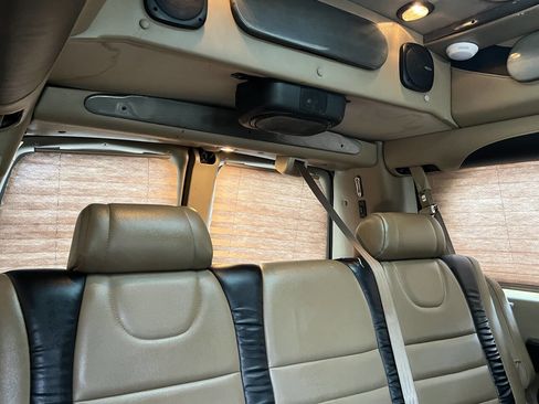 Used 2014 GMC Savana 1500 image 37