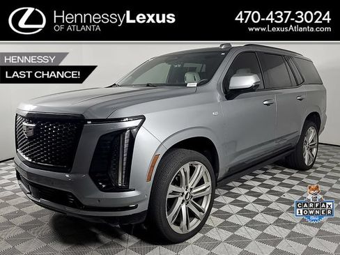 Used 2025 Cadillac Escalade Sport Platinum AWD/4WD image 1