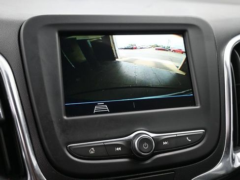 Used 2019 Chevrolet Equinox LT FWD image 34