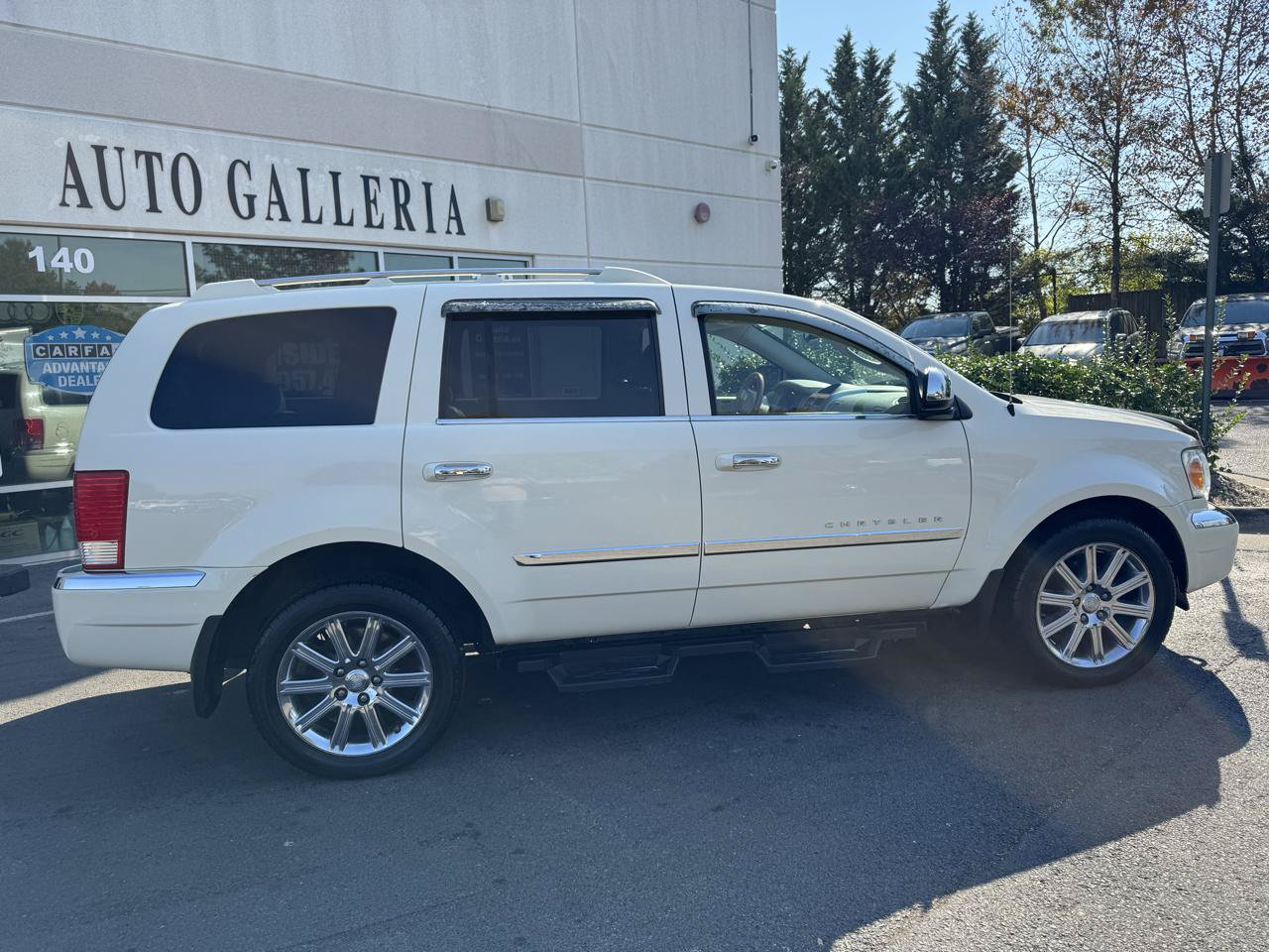 Used 2009 Chrysler Aspen Limited AWD/4WD image 11