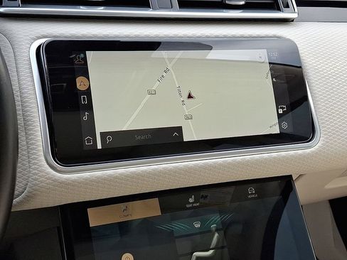 Used 2021 Land Rover Range Rover Velar S image 17