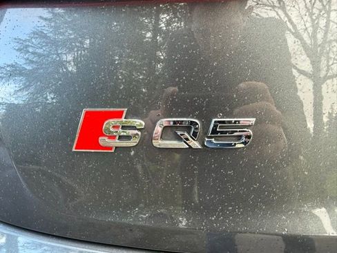 Used 2018 Audi SQ5 Prestige w/ Prestige Package image 30