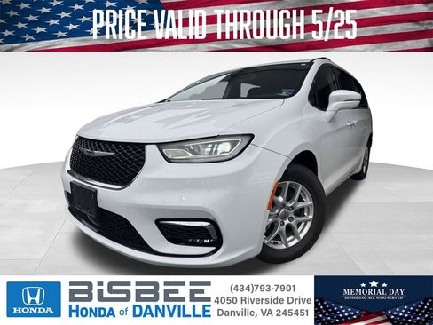 Used 2022 Chrysler Pacifica Touring-L FWD image 1