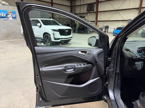 Used 2017 Ford Escape Titanium w/ Equipment Group 301A FWD image 11