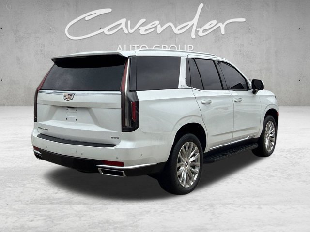 Used 2023 Cadillac Escalade Premium Luxury w/ LPO, Illumination Package RWD image 16