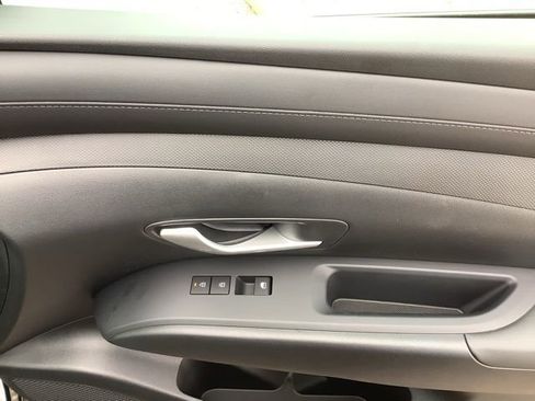 Certified 2026 Hyundai Tucson SE FWD image 23