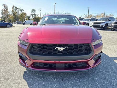Used 2025 Ford Mustang Premium image 8