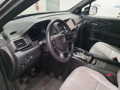 Certified 2021 Honda Passport Touring image 11
