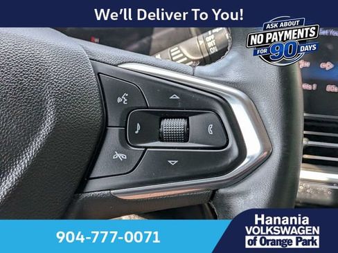 Used 2024 Chevrolet Trax ACTIV w/ Sunroof Package FWD image 27