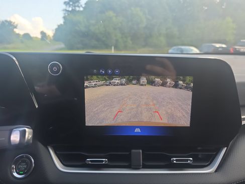 New 2027 Chevrolet Equinox LT FWD image 20