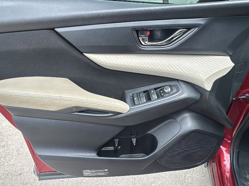 Used 2019 Subaru Ascent Premium image 11