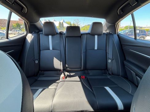 Used 2025 Toyota Camry SE FWD image 37