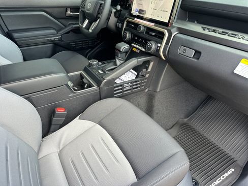 New 2026 Toyota Tacoma TRD Off-Road AWD/4WD image 14