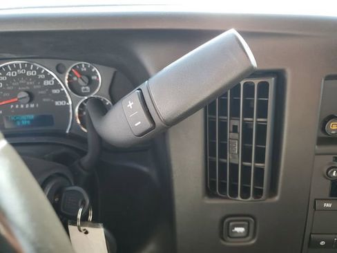 Used 2023 GMC Savana 2500 Extended w/ Driver Convenience Package image 28