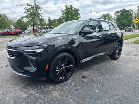 Used 2023 Buick Envision Essence AWD/4WD image 3