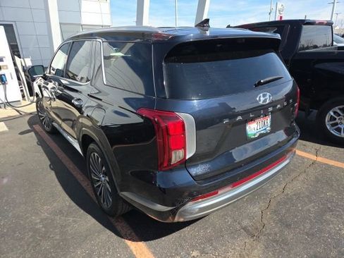 Used 2024 Hyundai Palisade Calligraphy image 4