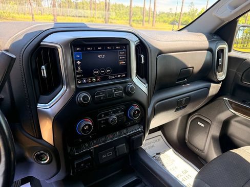 Used 2021 Chevrolet Silverado 1500 RST w/ All Star Edition Plus AWD/4WD image 16