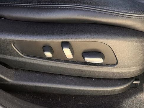 Used 2019 Cadillac XT5 Luxury image 28