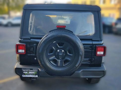 Used 2018 Jeep Wrangler Unlimited Sport image 6