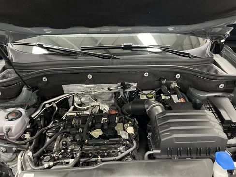 Used 2024 Volkswagen Atlas Peak Edition SEL image 39