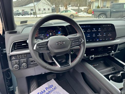 New 2026 Chevrolet Suburban RST image 22