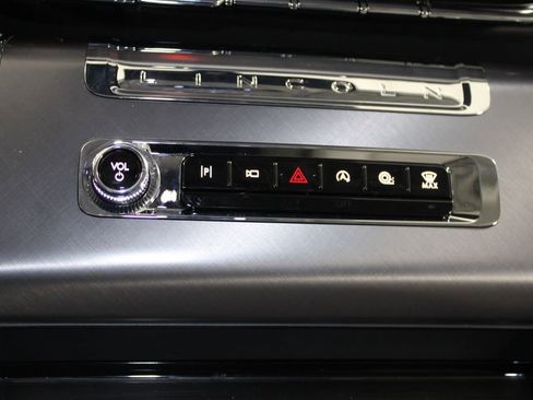 New 2026 Lincoln Aviator 2WD w/ Jet Appearance Package image 47