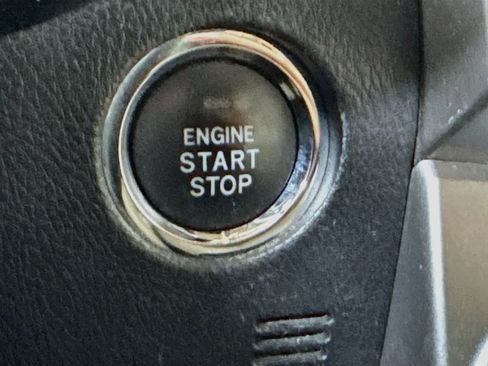 Used 2014 Toyota 4Runner Limited RWD image 19