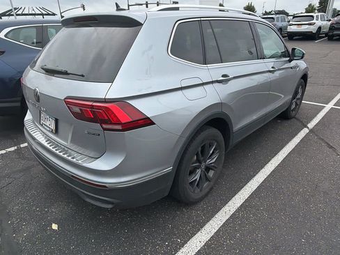 Used 2022 Volkswagen Tiguan SE AWD/4WD image 4