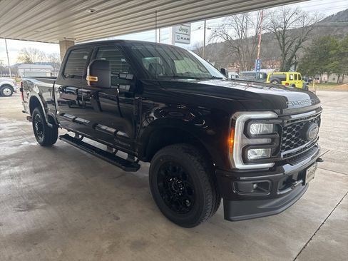 New 2026 Ford F250 XLT w/ XLT Premium Package image 3
