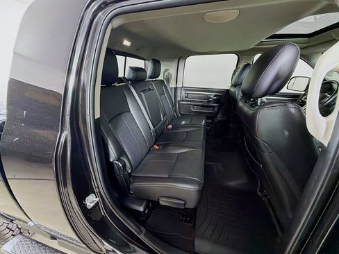 Used 2018 RAM 2500 Laramie w/ Sport Appearance Group AWD/4WD image 25