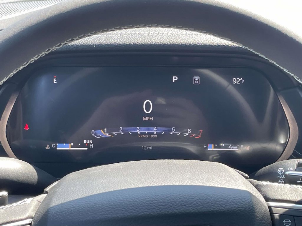 New 2027 Jeep Grand Cherokee Altitude RWD image 29