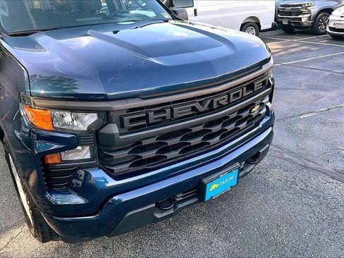 Used 2023 Chevrolet Silverado 1500 Custom AWD/4WD image 30