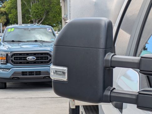Used 2020 Ford F550 2WD Crew Cab Super Duty w/ Power Equipment Group image 10