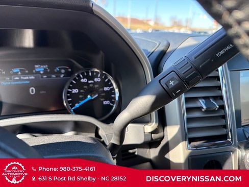 Used 2017 Ford F250 Lariat w/ Chrome Package image 28