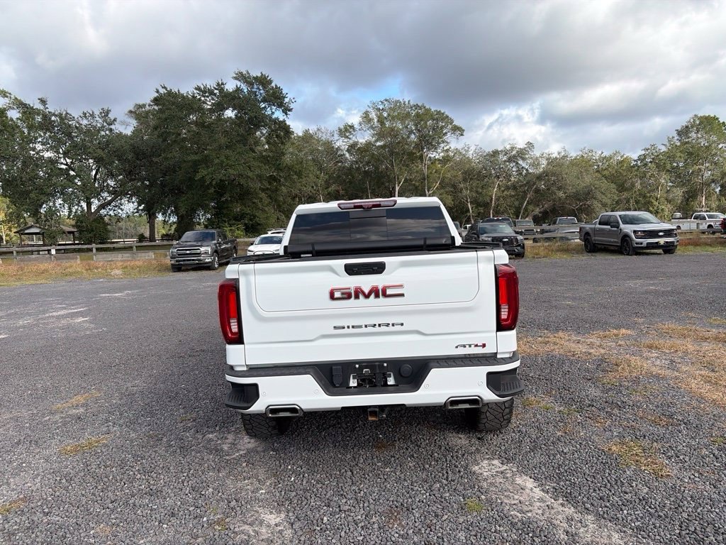 Used 2023 GMC Sierra 1500 AT4 w/ Technology Package AWD/4WD image 4