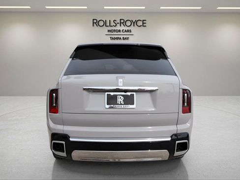 New 2026 Rolls-Royce Cullinan AWD/4WD image 8