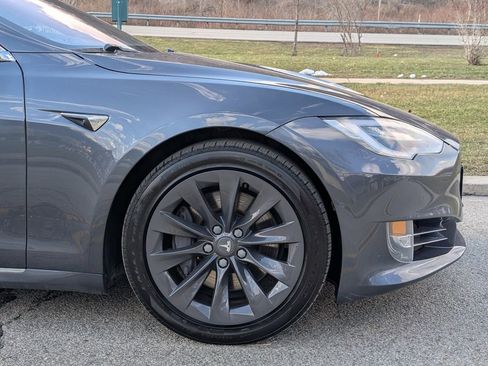 Used 2018 Tesla Model S 100D image 15