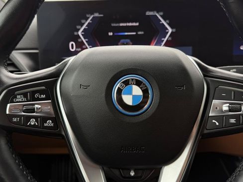 Used 2023 BMW i4 eDrive35 RWD image 46