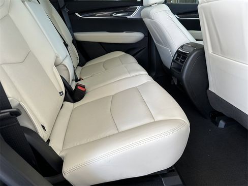 New 2025 Cadillac XT5 Sportv w/ Technology Package image 34