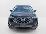Used 2019 Ford Edge Titanium image 2