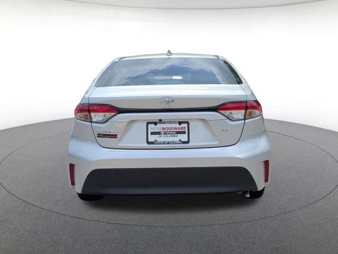 Used 2025 Toyota Corolla LE FWD image 5