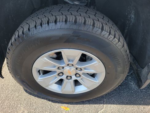 Certified 2025 Chevrolet Silverado 1500 LT RWD image 39