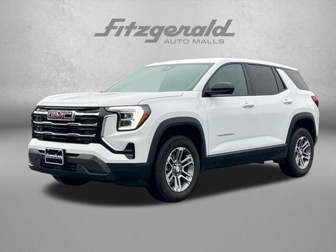 Used 2026 GMC Terrain Elevation AWD/4WD image 2