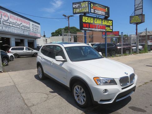 Used 2013 BMW X3 xDrive28i AWD/4WD image 3