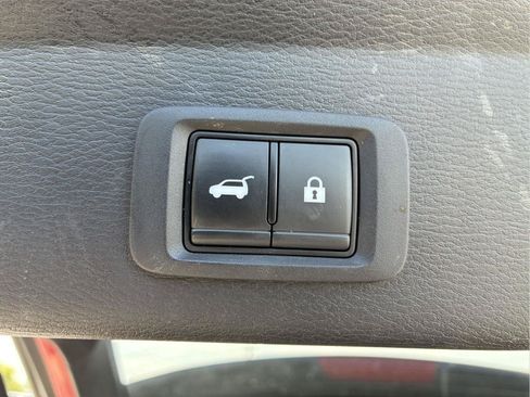 Used 2023 Mitsubishi Outlander SEL AWD/4WD image 11