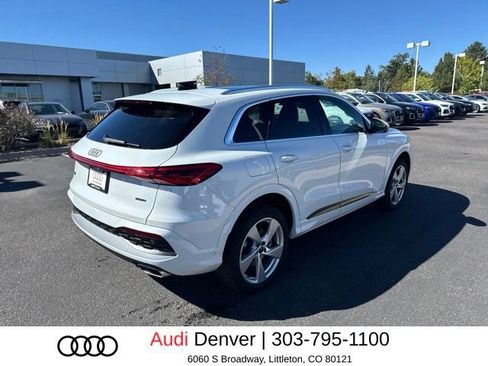 Used 2025 Audi Q5 Premium w/ Premium Plus AWD/4WD image 3