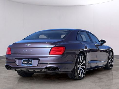 Used 2023 Bentley Flying Spur Azure image 7