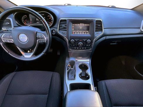 Certified 2021 Jeep Grand Cherokee Laredo image 14