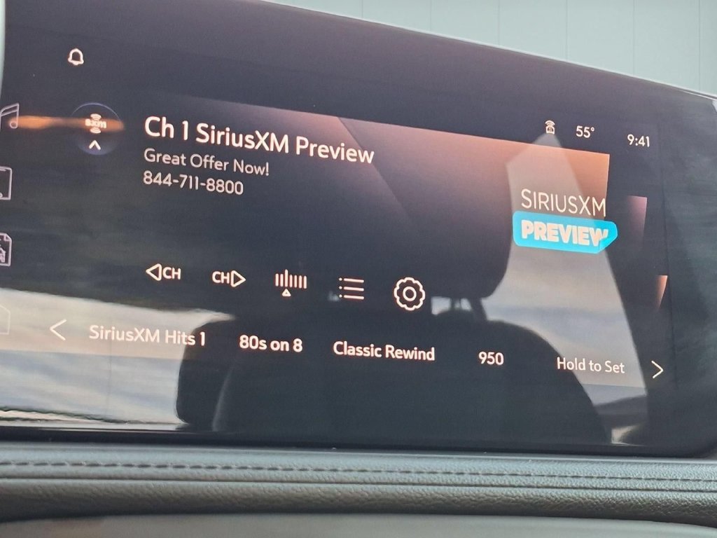 Used 2024 Buick Encore GX Avenir w/ Avenir Convenience Package AWD/4WD image 23