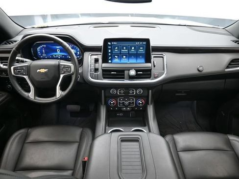 Used 2024 Chevrolet Suburban LT w/ LT Signature Package image 26